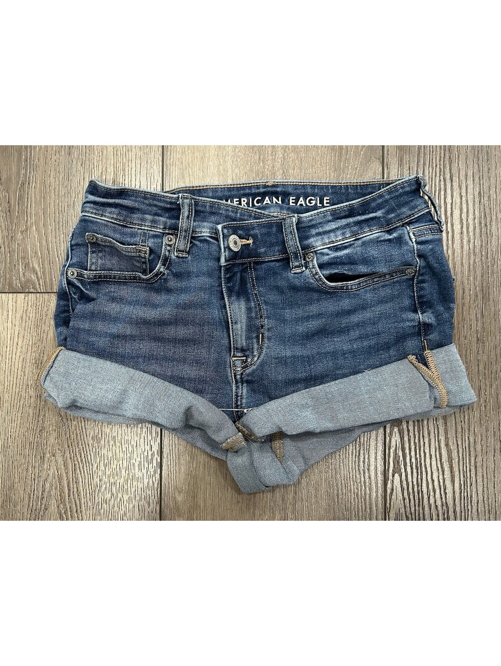 American Eagle Outfitters Next Level Stretch Women’s Blue Denim Shorts Size 4